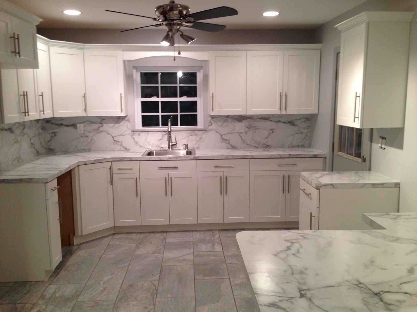 A kitchen completed by New Look Kitchen Refacing